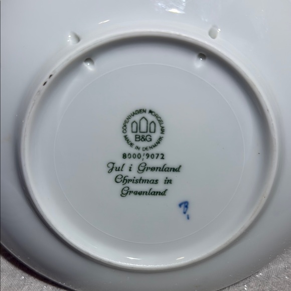 Blue Decorative Plate with Scenic Design - Picture 2 of 2